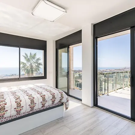 Cerca Barcelona Hotel *