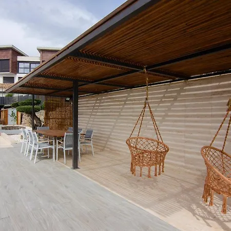 Cerca Barcelona Hotel *